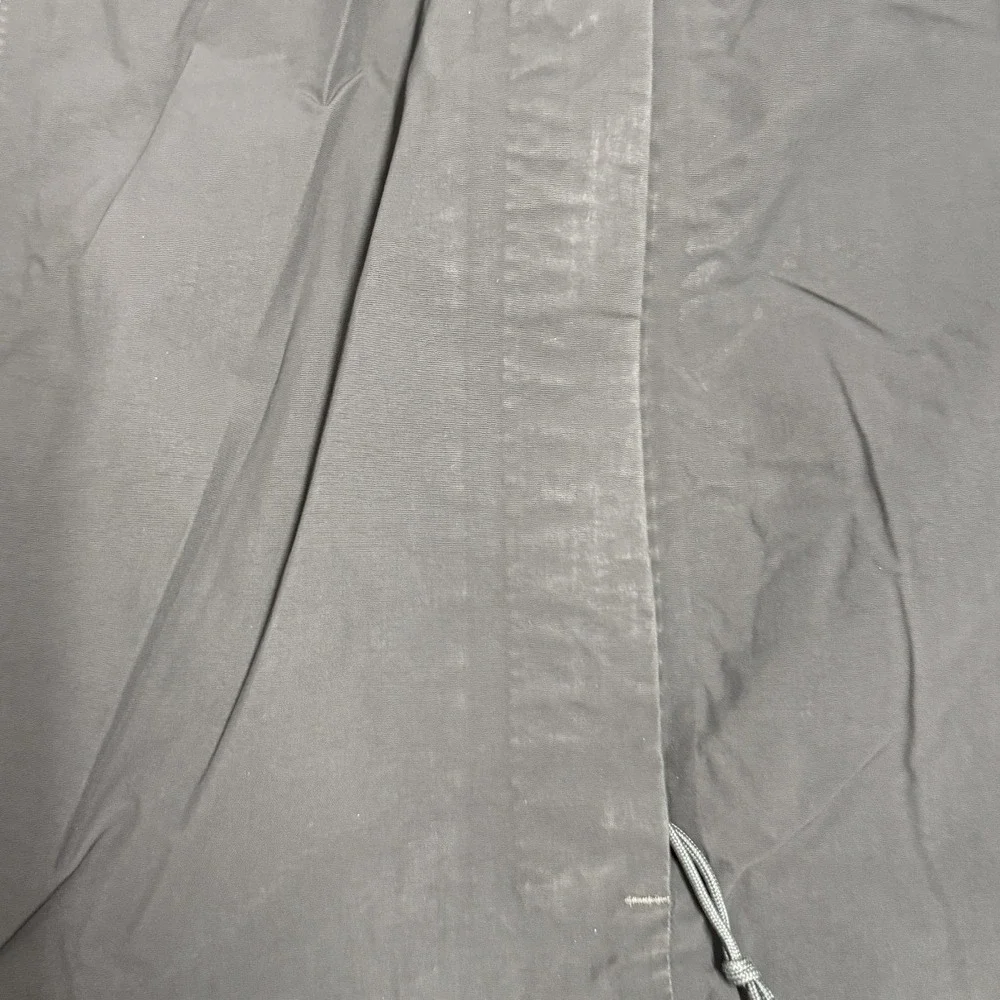 The North Face DryVent Jacket Mens XL Grey Black Good Hooded Waterproof Shell